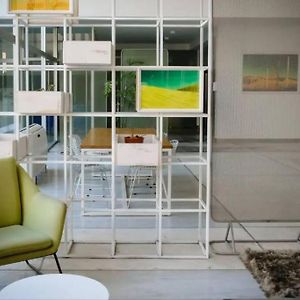El Arte Suites